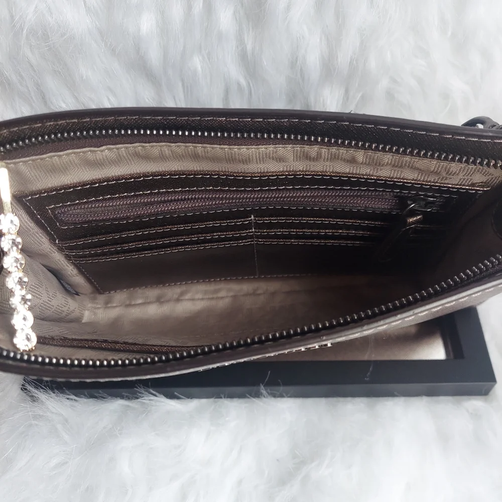 Michael Kors crossbody purse - Picture 7 of 7